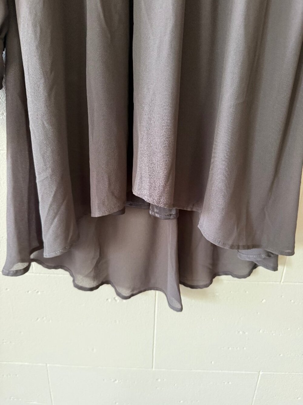Lands of Eden | Grey Button Front Long Sleeve | Classic Occasion | Small - Picture 6 of 10